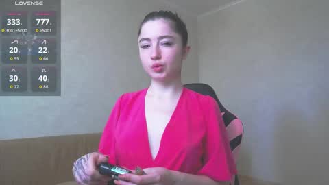 Snapshot of luxuryalma18 chatting on April 2026 06:44:02 AM Alma online show from April 2026 06:44:02 AM
