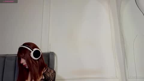 Tommy and Polly online show from November 2025 09:03:02 PM