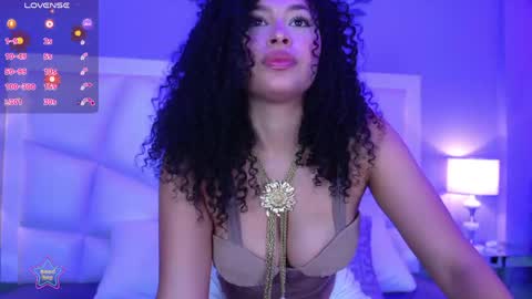 Luxy Lux online show from May 2026 06:34:02 PM