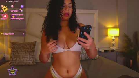 Luxy Lux online show from May 2026 06:16:02 PM