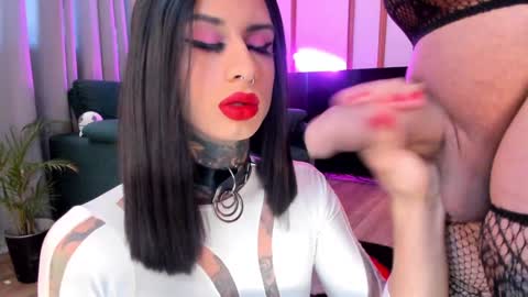 Lucy and Kristhy online show from January 2025 06:10:01 PM