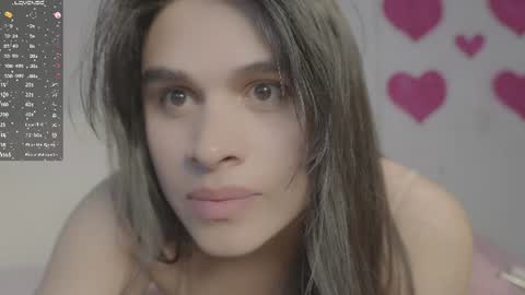 Snapshot of luz_celeste_ chatting on June 2026 05:12:01 AM Luz online show from June 2026 05:12:01 AM