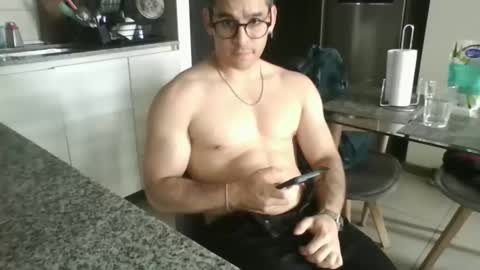 luzardol online show from November 2025 09:36:01 PM