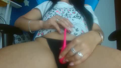 Snapshot of luzzy_cam chatting on May 2026 09:43:01 PM luzzy I hope your visit and that we manage to get very hot online show from May 2026 09:43:01 PM