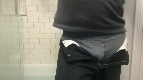 lvguynextdoor440656 online show from February 2026 01:48:01 AM