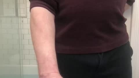 lvguynextdoor440656 online show from February 2026 10:43:01 PM