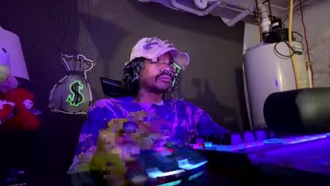 Snapshot of lxrdhxkvgemvsterjuice chatting on May 2026 02:11:02 PM lxrdhxkvgemvsterjuice online show from May 2026 02:11:02 PM
