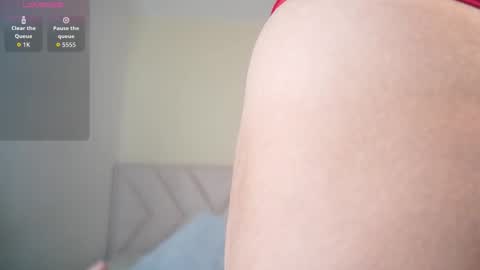 Snapshot of lya_aron_couple chatting on February 2026 04:18:01 PM lya_aron_couple online show from February 2026 04:18:01 PM
