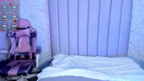 LYA DUBOIS  online show from February 2026 05:14:01 PM