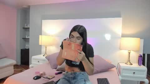 Snapshot of lyaa_sweet1 chatting on June 2026 03:25:01 AM Lyaa Sweet online show from June 2026 03:25:01 AM