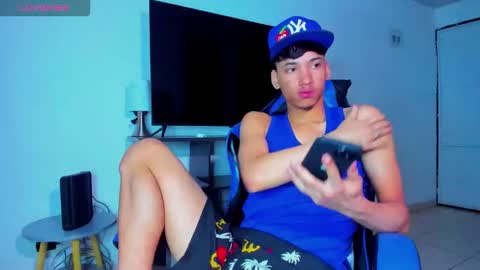 Snapshot of lyam_russo chatting on April 2026 08:59:01 AM Lyam online show from April 2026 08:59:01 AM