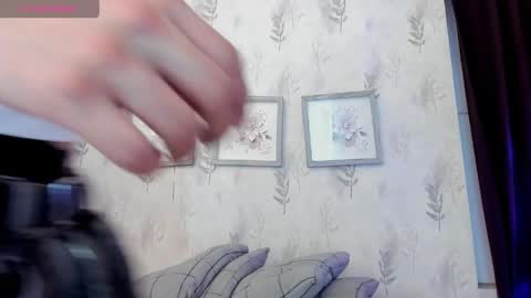 Snapshot of lyan_twink chatting on June 2026 02:01:02 PM Lyan online show from June 2026 02:01:02 PM