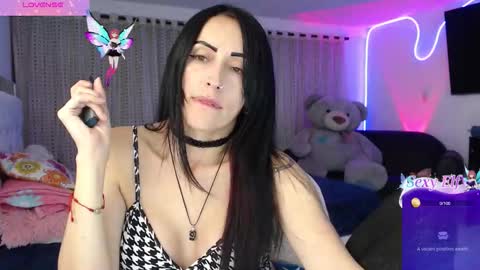 Lyann  online show from December 2025 12:29:02 AM