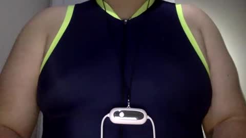 lycralov online show from December 2024 07:53:02 PM