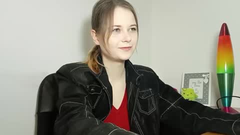 Lydia online show from November 2025 07:26:02 PM