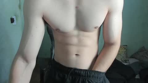 Snapshot of lyg7 chatting on August 2026 11:46:01 AM Gothdaddy online show from August 2026 11:46:01 AM