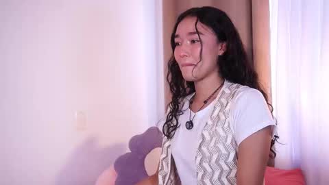 Lyhana Lee online show from March 2026 04:32:01 PM