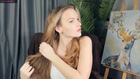 Snapshot of lykava chatting on November 2025 07:06:02 AM simply Eliza online show from November 2025 07:06:02 AM