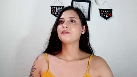 Snapshot of lyla205 chatting on March 2025 06:06:02 AM lyla online show from March 2025 06:06:02 AM