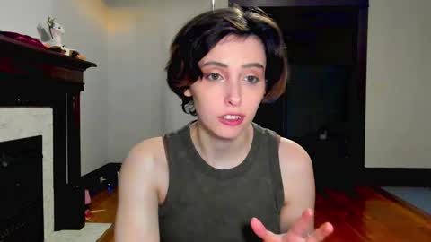 Snapshot of lylacdoll chatting on December 2024 10:34:02 PM LylacDoll online show from December 2024 10:34:02 PM