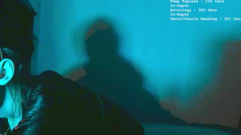 Snapshot of lylacdoll chatting on February 2026 01:44:02 AM LylacDoll online show from February 2026 01:44:02 AM