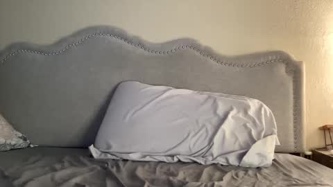 Olivia online show from January 2025 03:42:01 PM