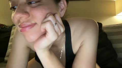 Olivia online show from January 2025 06:22:02 AM