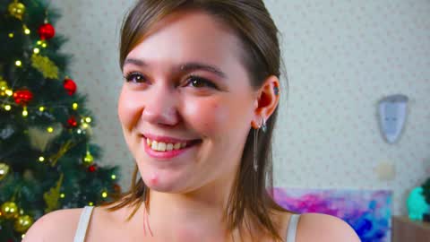 Snapshot of lyle_art chatting on December 2024 06:14:01 AM hi im Lyle online show from December 2024 06:14:01 AM