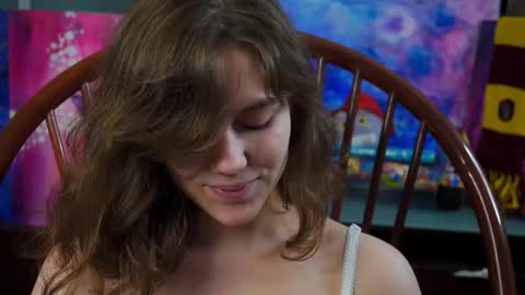 Snapshot of lyle_art chatting on February 2025 03:15:01 AM hi im Lyle online show from February 2025 03:15:01 AM