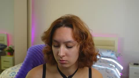 Snapshot of lylianrosse chatting on October 2025 07:07:02 AM Lylian online show from October 2025 07:07:02 AM