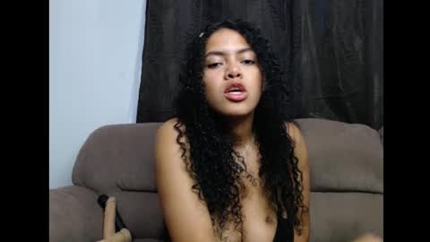 lylii_evans online show from October 2025 10:33:02 PM