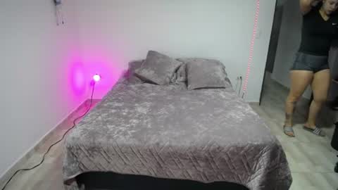 Snapshot of lyluciana chatting on June 2026 01:04:02 PM Luciana online show from June 2026 01:04:02 PM