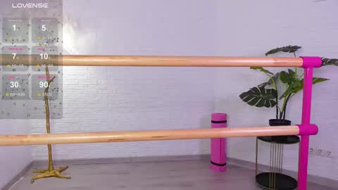 Lyly   online show from October 2025 05:35:02 AM