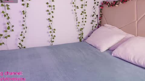 Lyly   online show from October 2025 05:37:01 AM