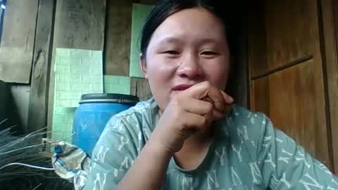lylymai online show from October 2025 09:05:02 AM