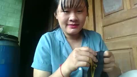 lylymai online show from October 2025 02:15:01 AM