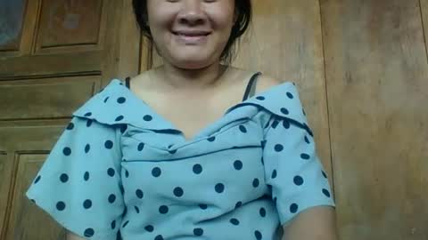lylymai online show from October 2025 07:41:02 AM
