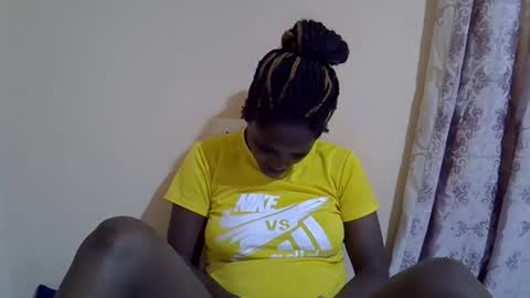 Snapshot of lyn_anna chatting on November 2025 11:21:02 AM lyn_anna online show from November 2025 11:21:02 AM