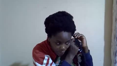 Snapshot of lyn_anna chatting on November 2025 07:28:01 PM lyn_anna online show from November 2025 07:28:01 PM