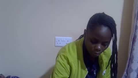 lyn_anna online show from December 2025 09:50:02 AM