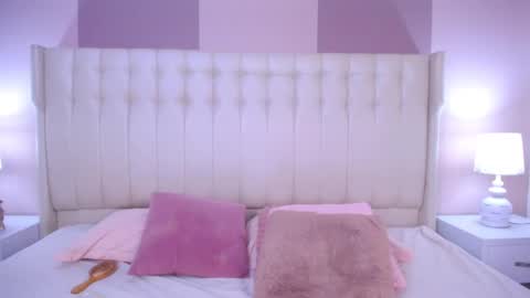 Snapshot of lyn_smith_ chatting on January 2025 02:17:02 PM Lyn online show from January 2025 02:17:02 PM