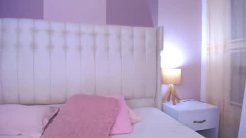 Snapshot of lyn_smith_ chatting on February 2025 01:10:01 AM Lyn online show from February 2025 01:10:01 AM