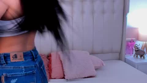 Snapshot of lyn_smith_ chatting on September 2025 11:10:02 AM Lyn online show from September 2025 11:10:02 AM