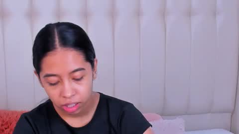 Snapshot of lyn_smith_ chatting on October 2025 11:11:01 AM Lyn online show from October 2025 11:11:01 AM