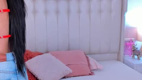 Snapshot of lyn_smith_ chatting on October 2025 11:22:01 AM Lyn online show from October 2025 11:22:01 AM