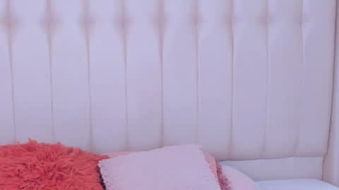 Snapshot of lyn_smith_ chatting on November 2025 11:23:02 AM Lyn online show from November 2025 11:23:02 AM