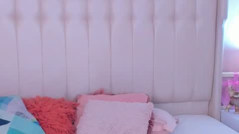 Snapshot of lyn_smith_ chatting on November 2025 11:10:01 AM Lyn online show from November 2025 11:10:01 AM