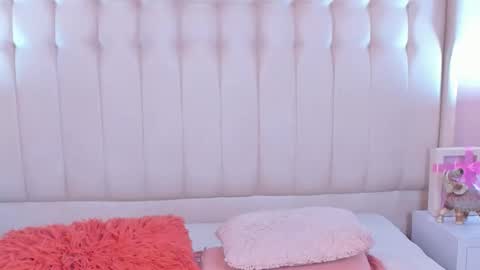 Snapshot of lyn_smith_ chatting on December 2025 11:15:02 AM Lyn online show from December 2025 11:15:02 AM