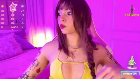 Lyna love online show from December 2025 12:42:02 PM