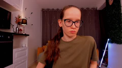 Snapshot of lynettebails chatting on February 2025 01:23:01 AM Sara online show from February 2025 01:23:01 AM